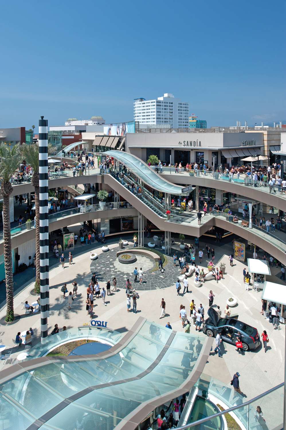 Gehry’s Santa Monica Place gets a wave of changes