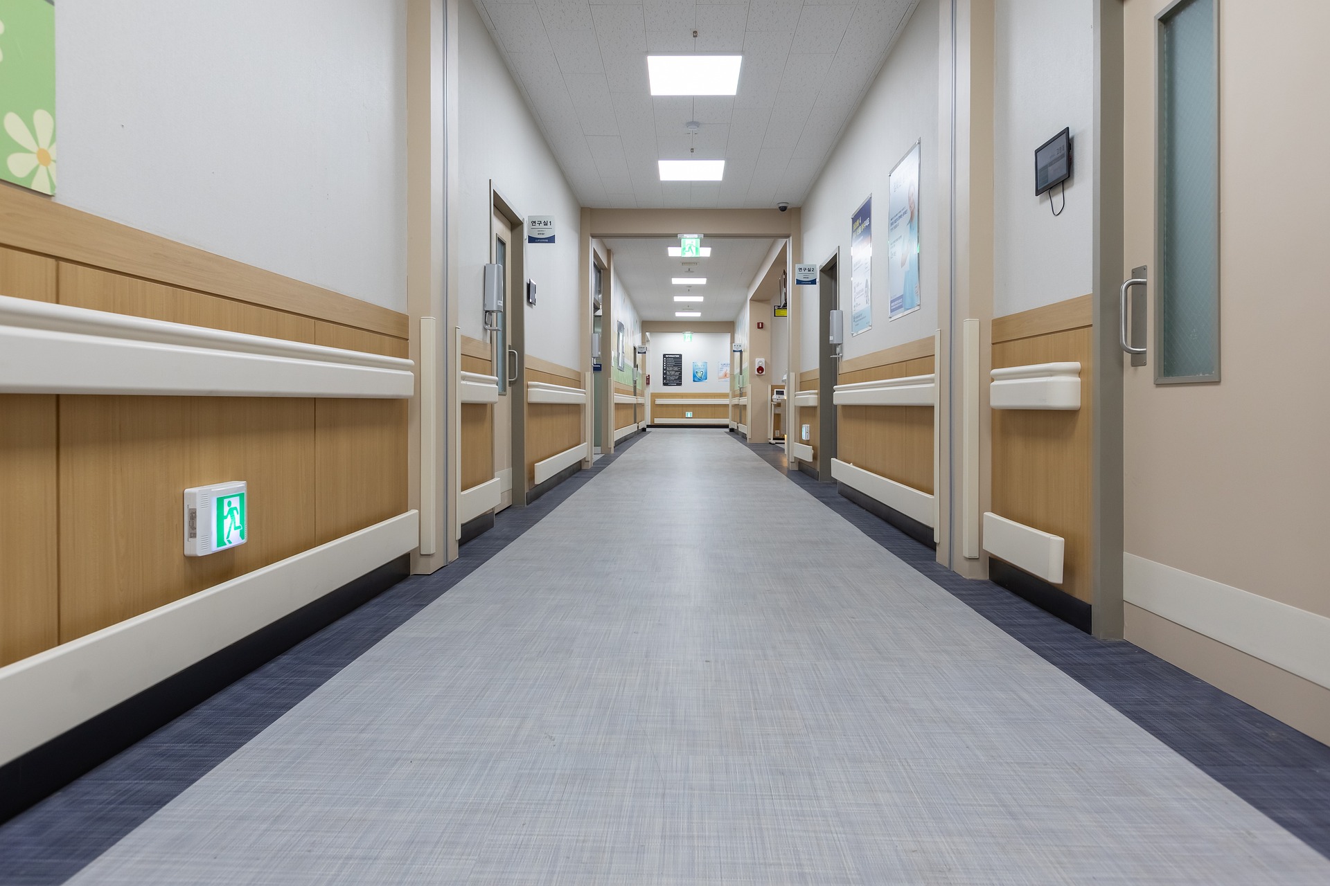 Calif. governor signs limited extension to hospital seismic retrofit mandate