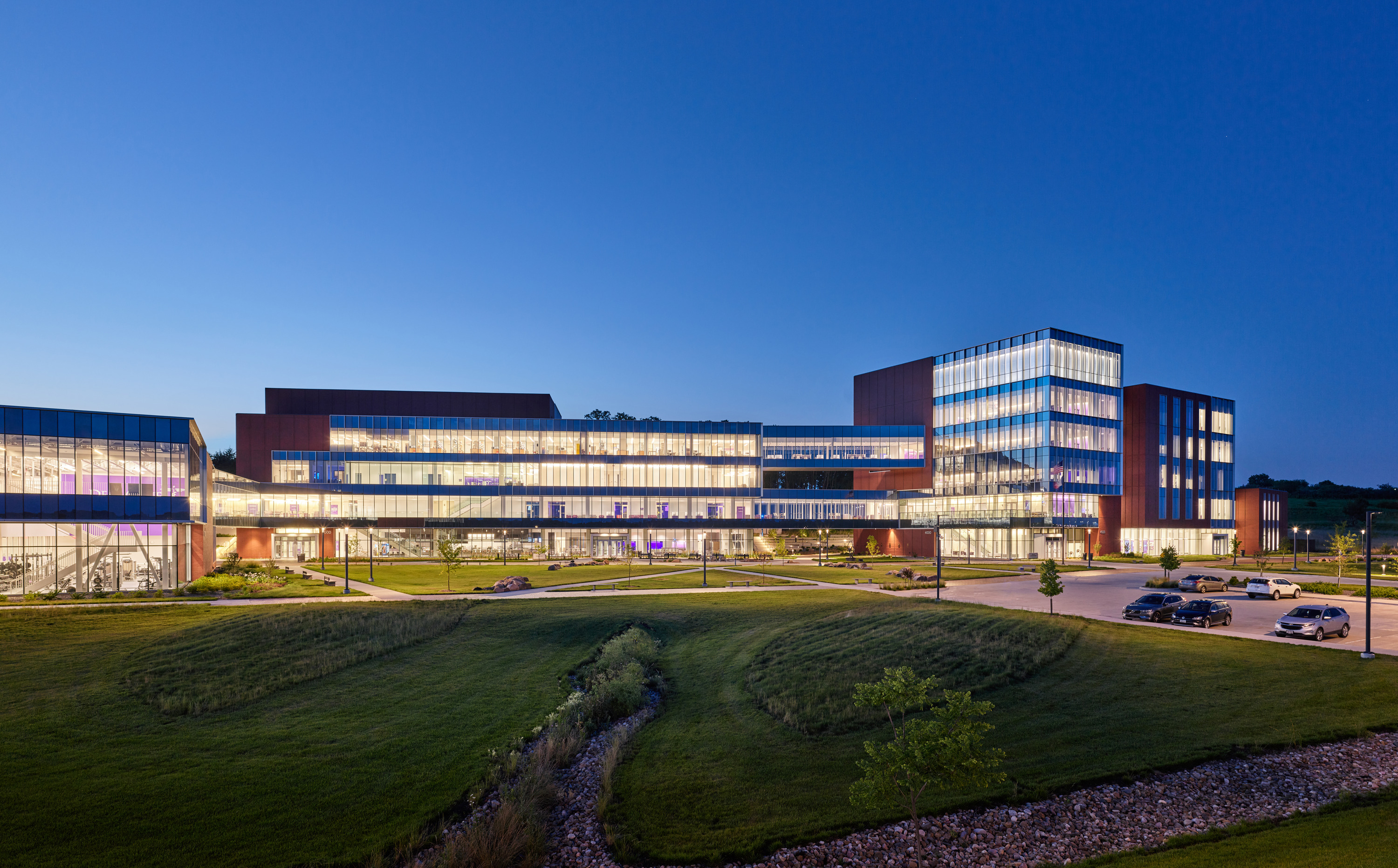 Des Moines University Medicine and Health Sciences opens a new 88-acre campus, Photo: Michael Robinson Photography, courtesy RDG Planning & Design