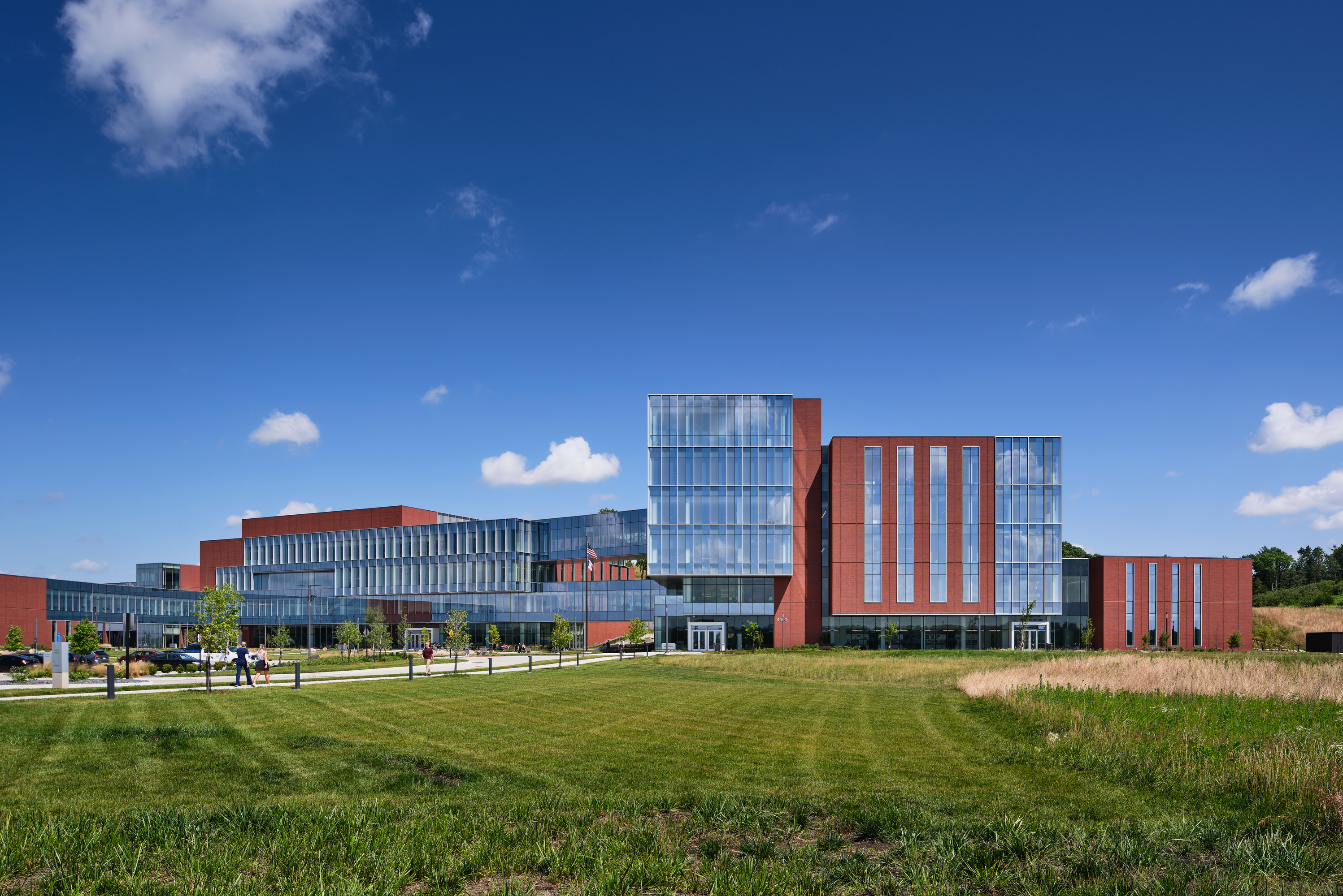 Des Moines University Medicine and Health Sciences opens a new 88-acre campus, Photo: Michael Robinson Photography, courtesy RDG Planning & Design