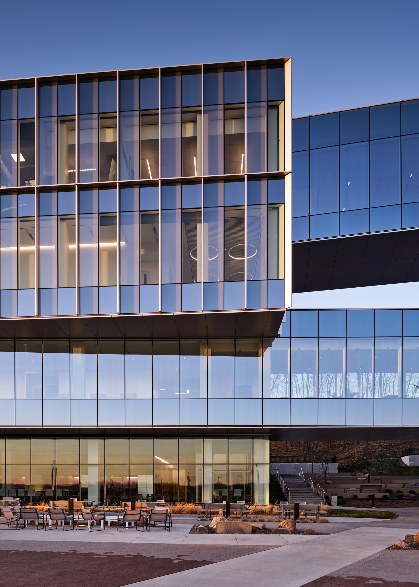 Des Moines University Medicine and Health Sciences opens a new 88-acre campus, Photo: Michael Robinson Photography, courtesy RDG Planning & Design