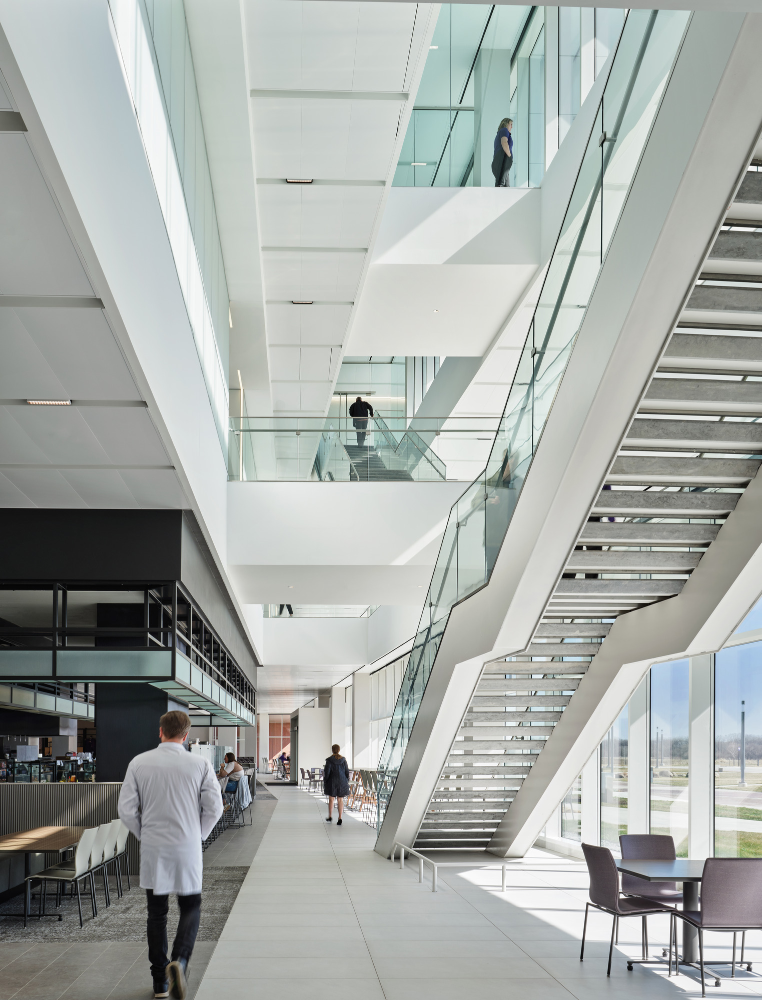 Des Moines University Medicine and Health Sciences opens a new 88-acre campus, Photo: Michael Robinson Photography, courtesy RDG Planning & Design