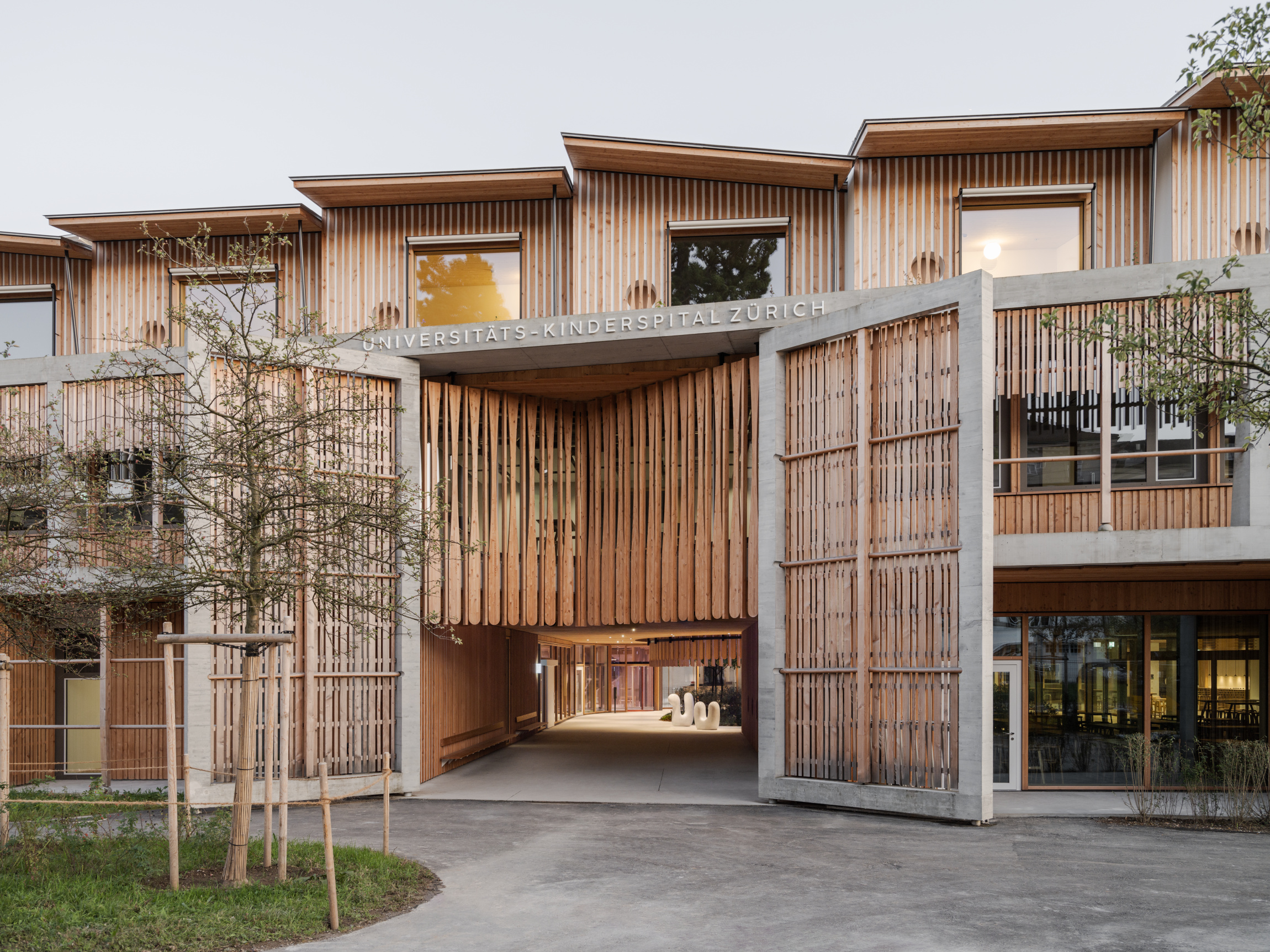 Herzog & de Meuron completes Switzerland’s largest children’s hospital, Photo: © Maris Mezulis, courtesy Herzog & de Meuron