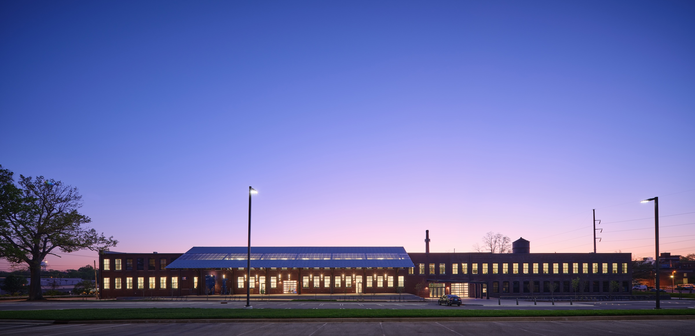 Studio Gang turns tobacco warehouse into the new home of the University of Kentucky’s College of Design Photo: (c)Tom-Harris, courtesy Studio Gang