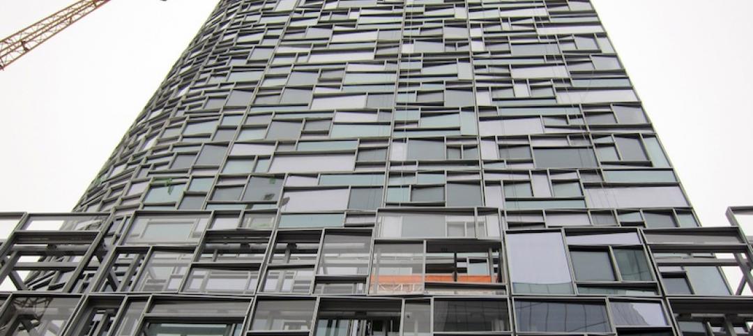 Developer of curvy glass New York City condo complex sued